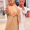 Potret Ameena anak Aurel Hermansyah berangkat mengaji