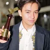 Angga Yunanda menang penghargaan