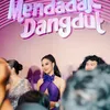 Anya Geraldine, Premier Film, Mendadak Dangdut