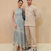 Artis Hadiri Fashion Show Sapto Djojokartiko
