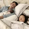 tidur bareng anak, seleb tidur bareng anak