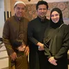 Arumi Bachsin dan Emil Dardak Umrah
