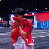 Atta Halilintar cium bendera merah putih