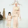Aurel Hermansyah dan Ameena di JFW