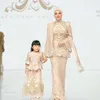 Aurel Hermansyah dan Ameena catwalk