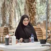 Potret Cantik Angbeen Rishi dengan Hijab Panjang saat Umroh