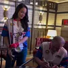 Potret Cantik Erika Carlina 