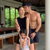 Chicco Jerikho Peluk Putri Marino