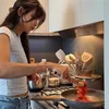 area memasak Dapur Sabrina Chairunnisa di New York