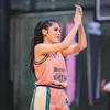 Davina Karamoy, atlet basket, sukses, pelakor