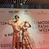 Dinda Hauw Jadi Model Catwalk di Dubai