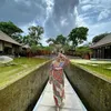 feny rose liburan di bali