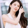 Han So Hee Tampil cantik di Bandara