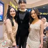 Iis Dahlia ke  Gala Premiere Film Pangku