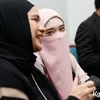 Inara Rusli hadiri sidang cerai perdana