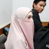 Inara Rusli hadiri sidang cerai perdana