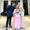 Inara Rusli dan Virgoun datang ke acara anak