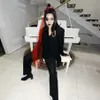 Isyana Sarasvati dengan Makeup Unik