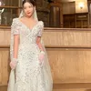 Joy Red Velvet Dalam Balutan Gaun Pengantin