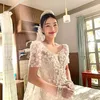 Joy Red Velvet Dalam Balutan Gaun Pengantin