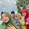 Findi Artika Bintang Pantura  6 dan sang ibunda