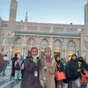 Iis Dahlia Umrah Nangis di Raudhah