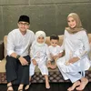 Keluarga Hengky Kurniawan saat Lebaran bikin gemas