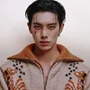 Lee Chae Min Tampil dengan Visual dengan Luka Tipis