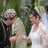 Maxime Bouttier, Luna Maya, Sematkan Cincin, pamer buku nikah