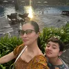 Marcella Zalianty, sepedaan bareng anak