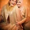 Marshanda akrab dengan Sienna.