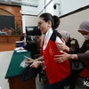 Nikita Mirzani, Ngamuk, Sidang dugaan pemerasan, bentak petugas