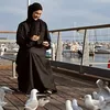 Paula Verhoeven, kasih makan buruk di Australia