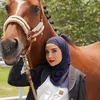 Zaskia Sungkar Berkuda