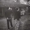 Prewedding Aksa Uyun dan Yosika Ayumi jalan bersama