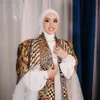 Putri Ariani, bangun masjid, penampilan cantik, Hari Kartini