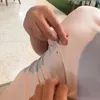 Raditya pakai baju bolong