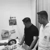 Raffi Ahmad dan Irfan Hakim saat Jenguk Mpok Alpa di RS