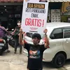 rian d\'masiv bagi roti gratis, bisnis rian d\'masiv