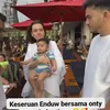 Rizky Nazar dan Dosma momong baby Andrew