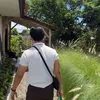 Rumah Bobby Tince di Kaki Gunung Salak