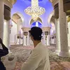 Potret So Ji Sub kunjungi Masjid Agung di Abu Dhabi