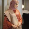 Syahnaz dan Jeje Govinda kondangan