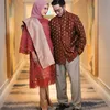 Syahnaz dan Jeje Govinda kondangan