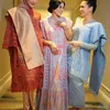 Syahnaz dan Jeje Govinda kondangan