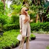 Syahrini Liburan di Singapura