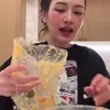 Potret The Chanisara saat Coba Seblak