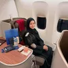 Ummi Quary Cantik Pakai Hijab saat Umrah