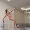 Vanessa Angel Latihan Pole Dance
