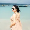Potret Wika Salim di pantai
